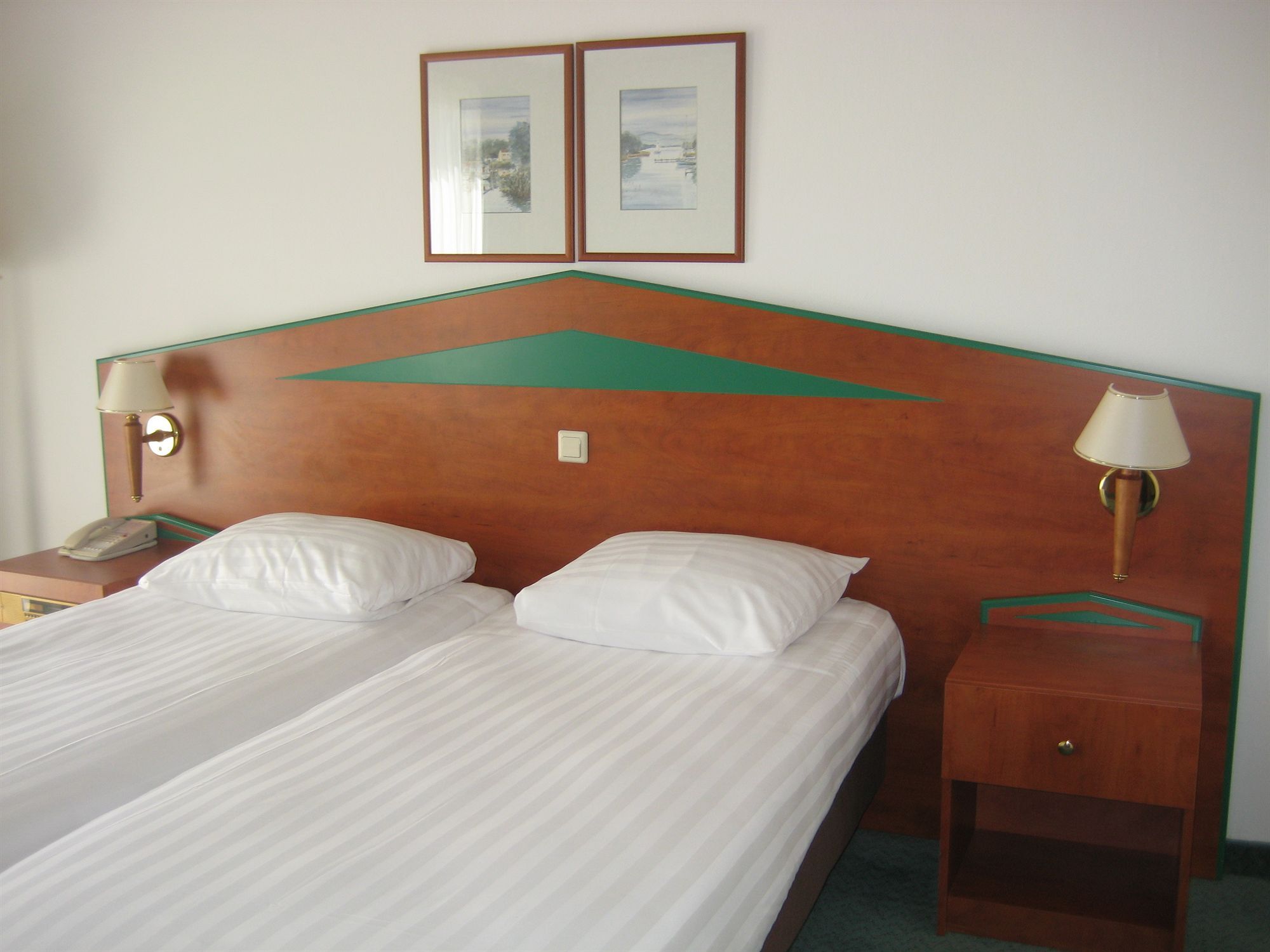 Fletcher Hotel Restaurant Loosdrecht-Amsterdam Room photo